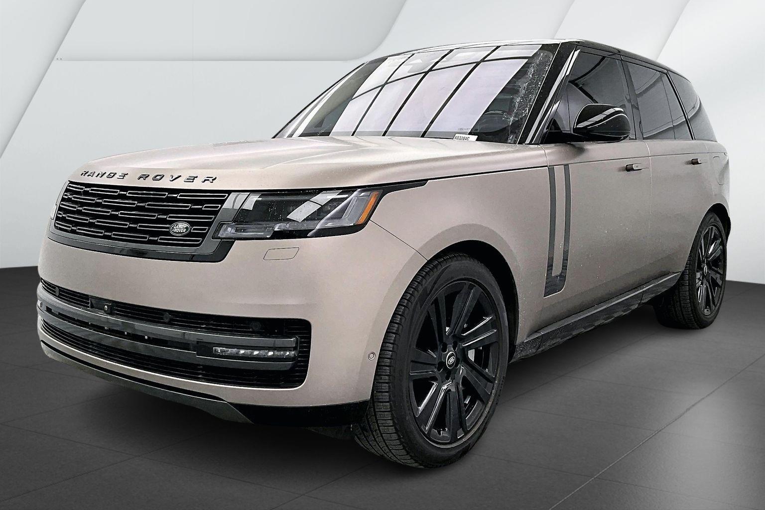 2023 Land Rover Range Rover SE's photo