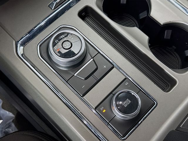 2021 Ford Expedition XLT photo 16
