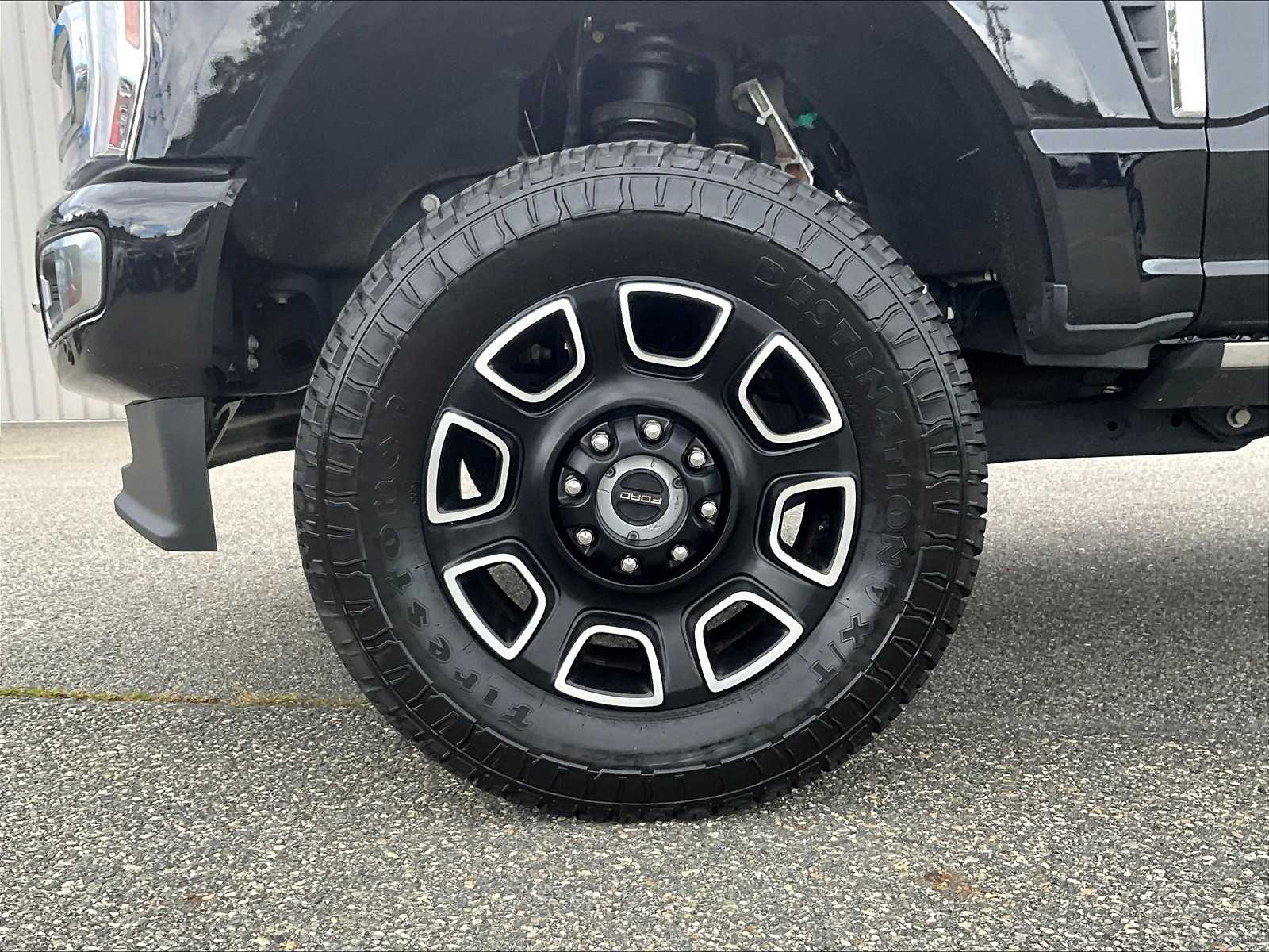 2024 Ford F-250 Platinum photo 7