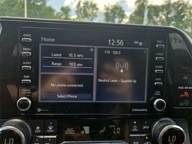 2021 Toyota Highlander L photo 16