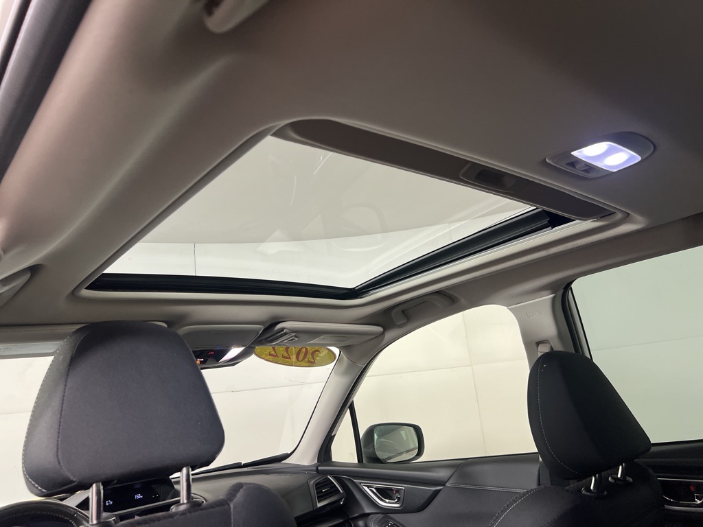 2022 Subaru Forester Premium photo 29