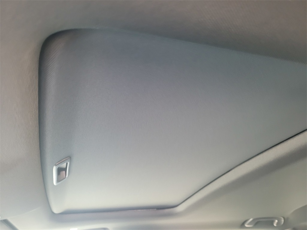2026 Honda CR-V Hybrid Sport-L photo 7