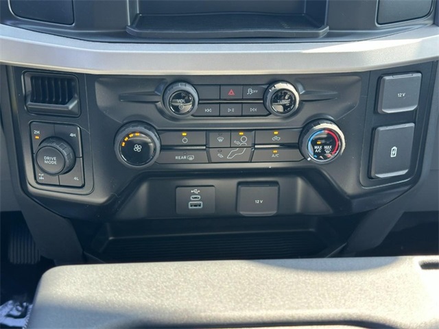 2026 Ford F-250 XL photo 8