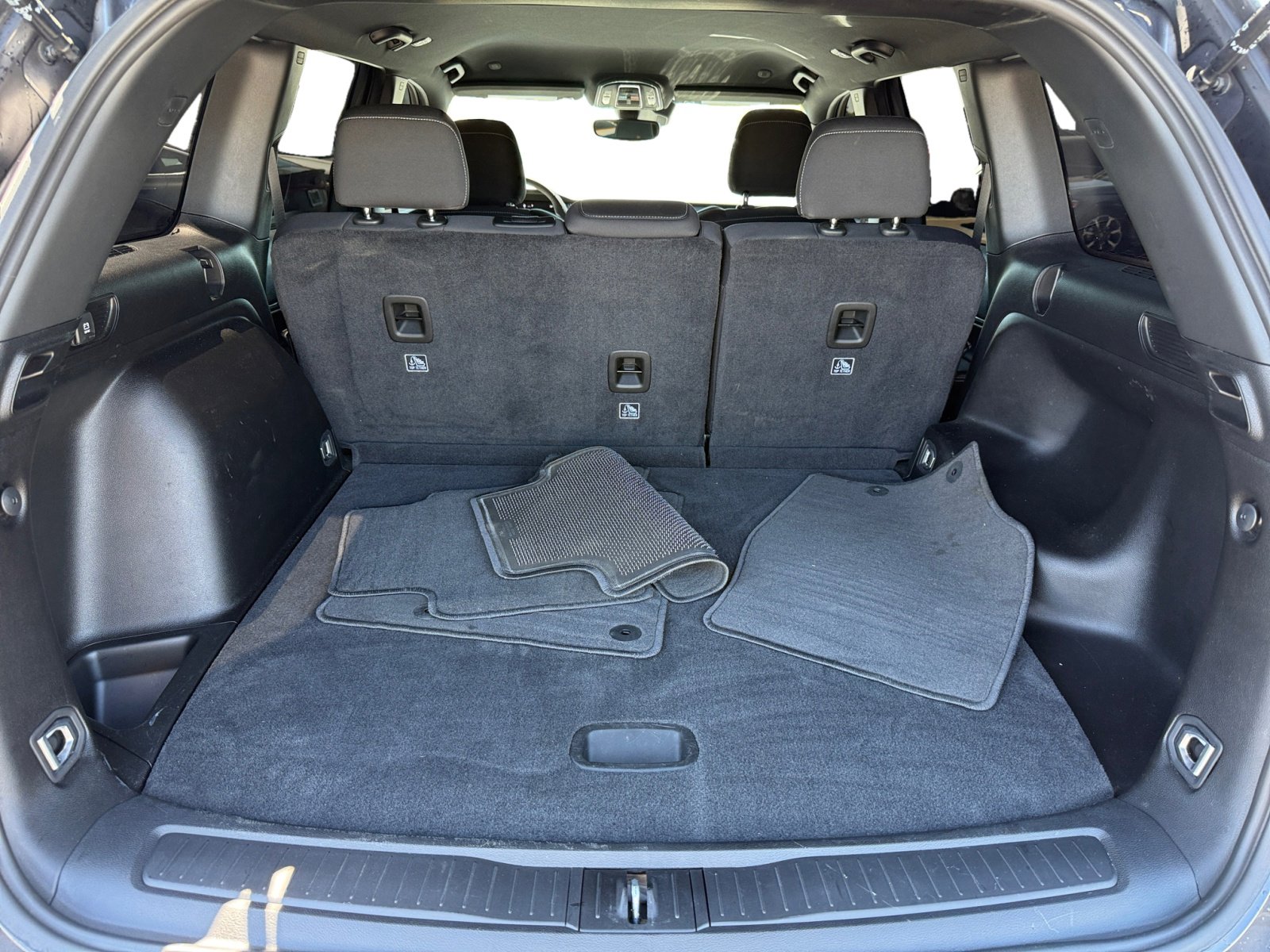 2024 Jeep Grand Cherokee Laredo photo 17