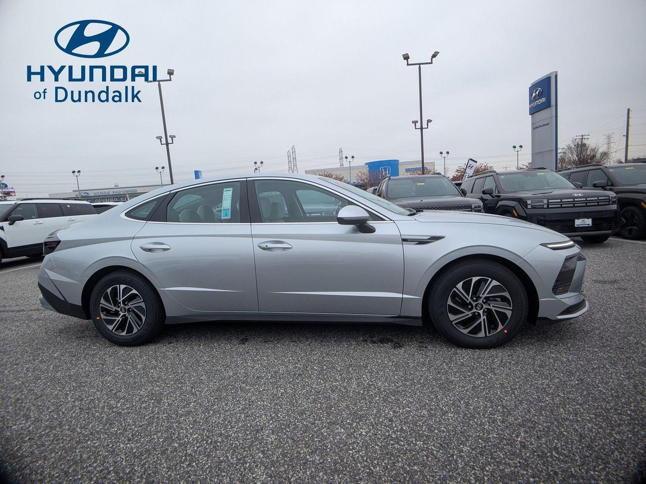 2026 Hyundai Sonata Hybrid Blue photo 4