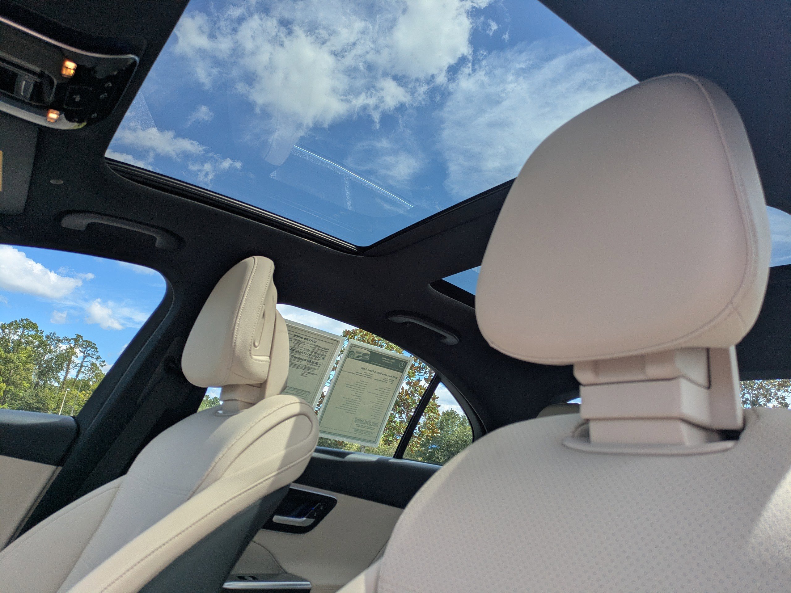 2025 Mercedes Benz C 300 photo 4