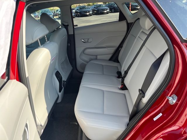 2026 Hyundai Kona SEL photo 12