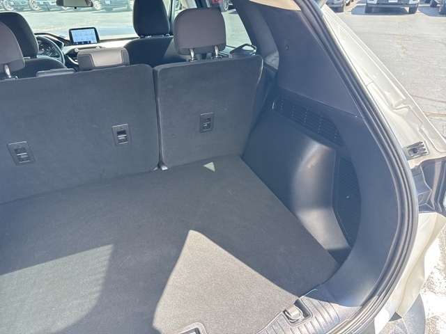 2022 Ford Escape SE photo 35
