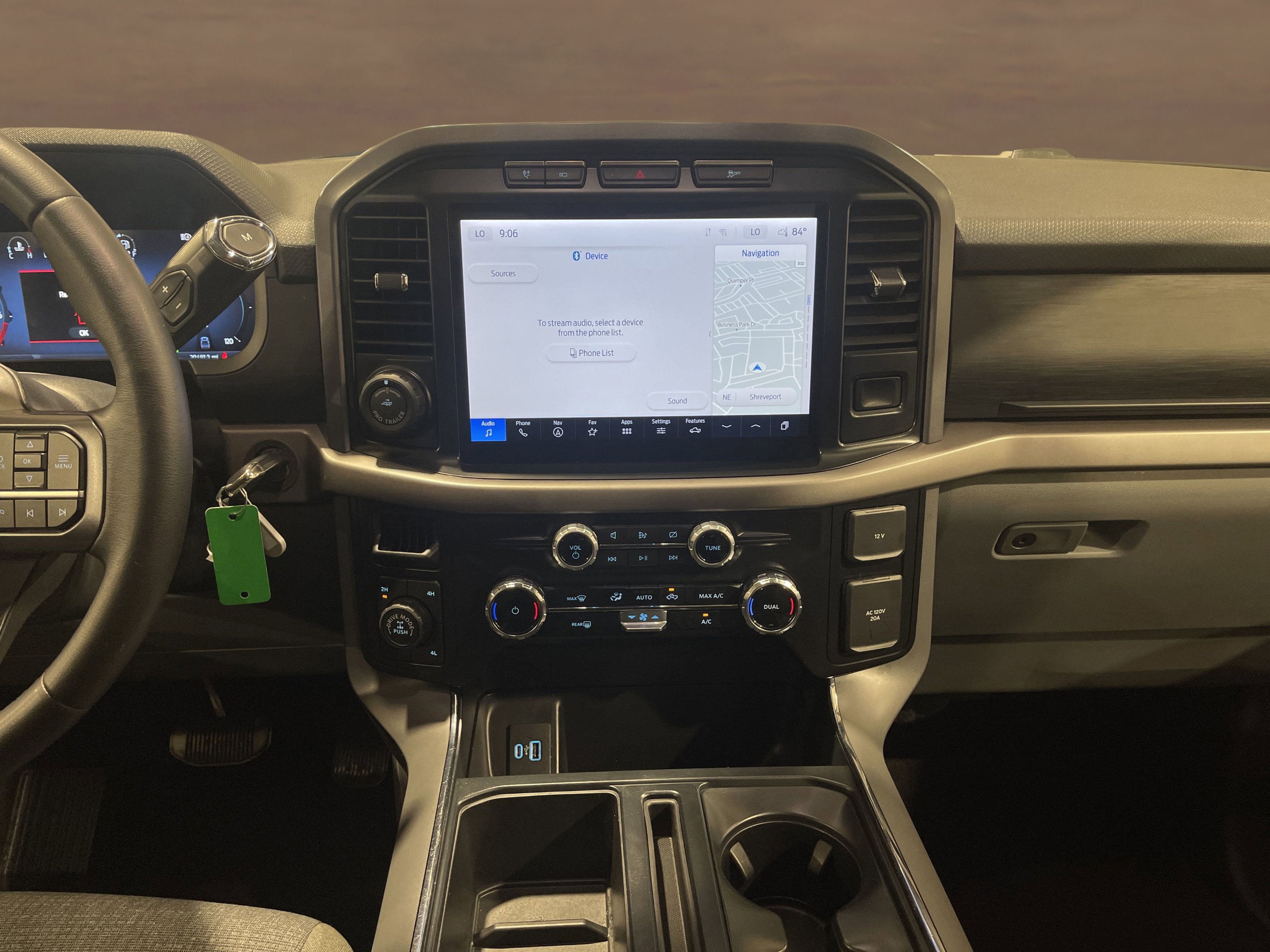 2024 Ford F-150 XLT photo 20