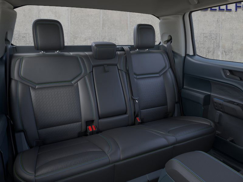 2025 Ford Maverick photo 11