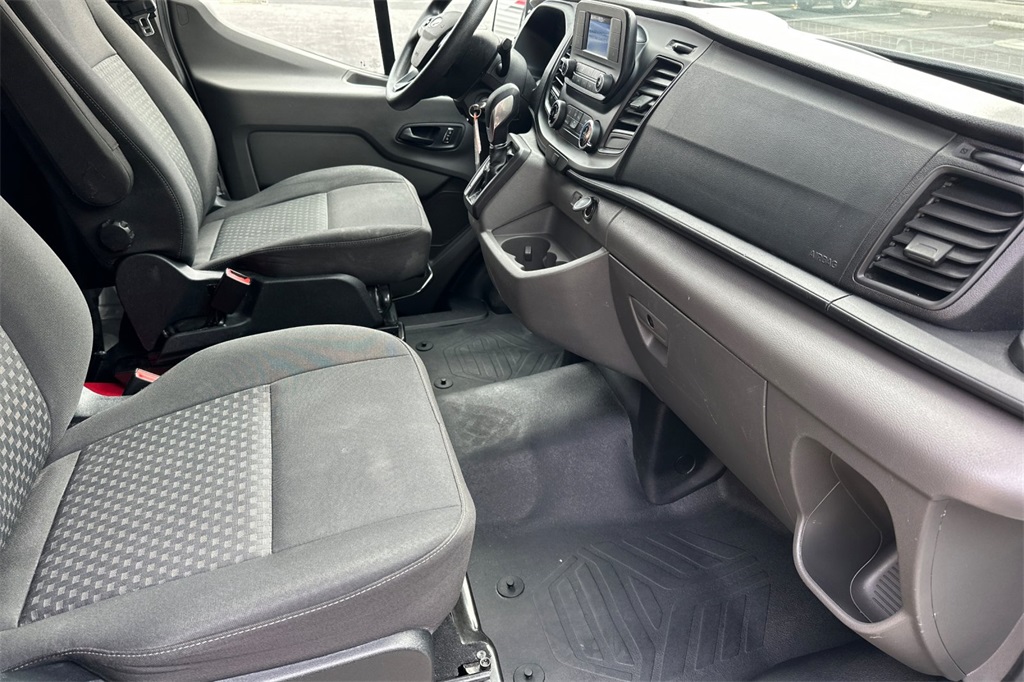 2022 Ford Transit photo 14