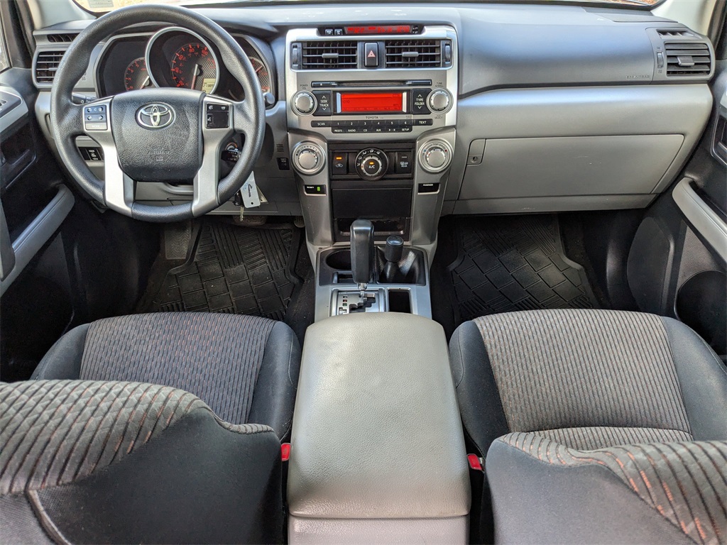 2010 Toyota 4Runner V6 photo 9