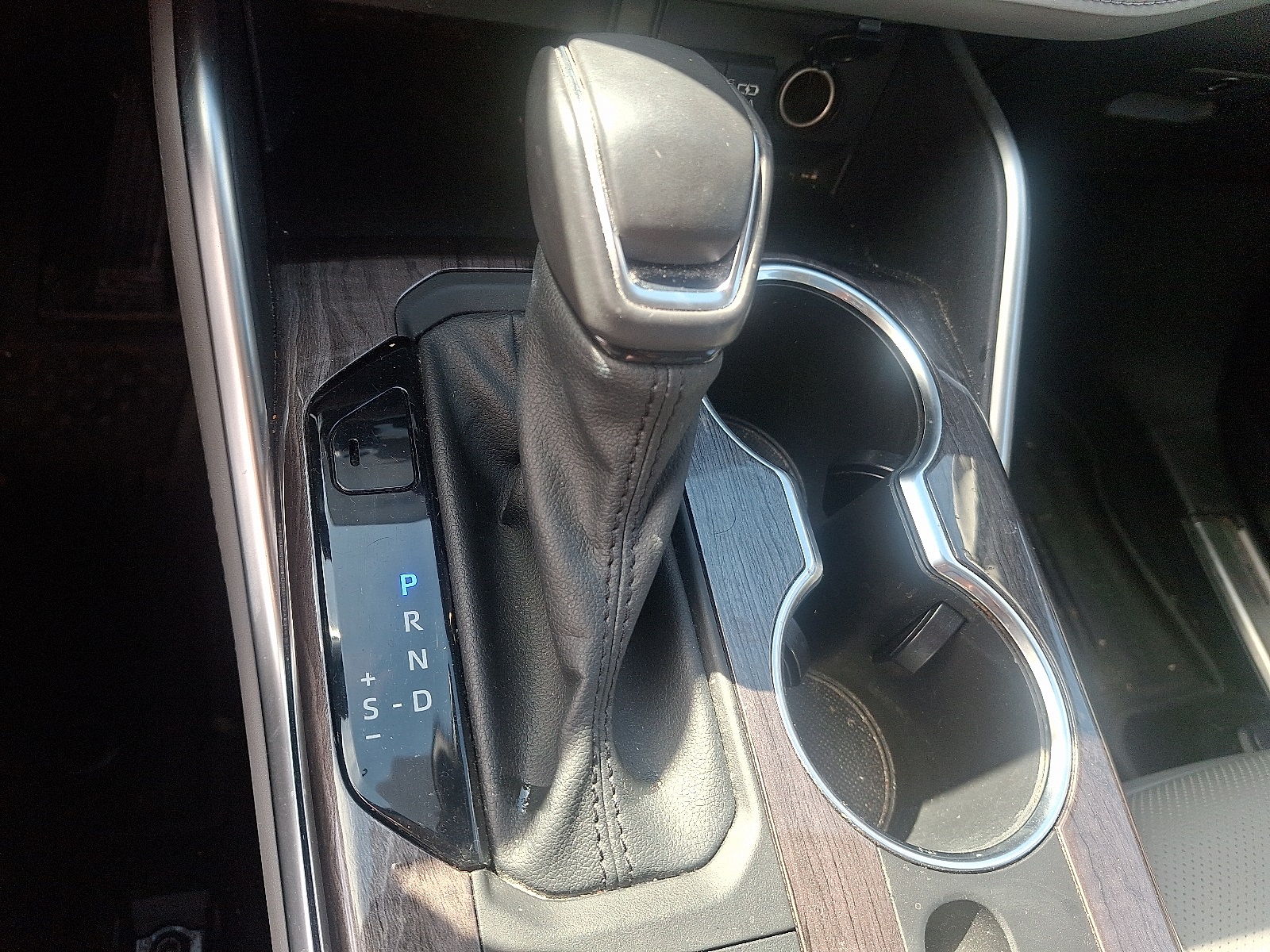 2021 Toyota Highlander Hybrid Platinum photo 15