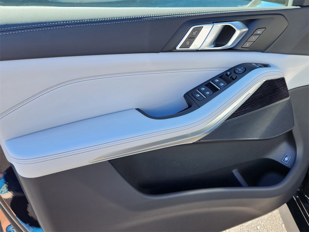 2026 Bmw X5 xDrive50e photo 8