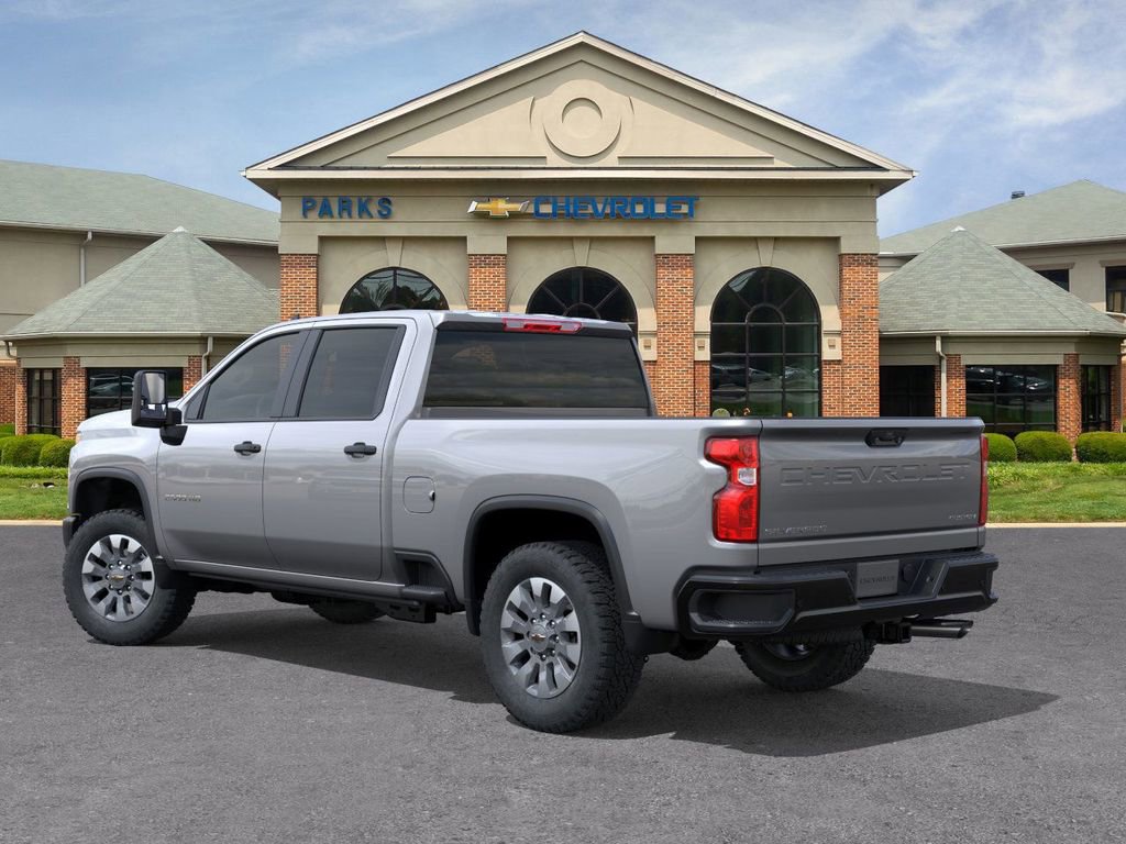 2026 Chevrolet Silverado 2500HD Custom photo 3