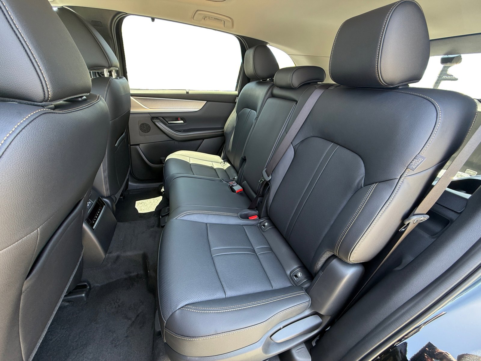 2025 Mazda CX-70 Premium photo 15