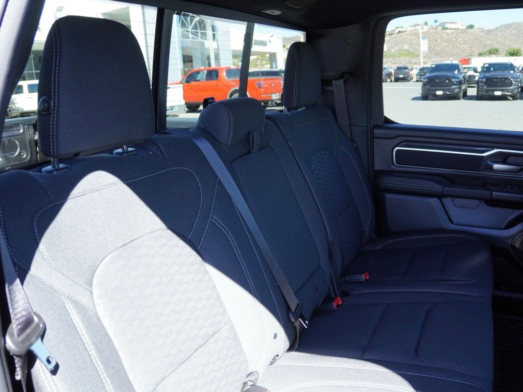 New 2026 Granite Crystal Metallic Clear-Coat Exterior Paint RAM Big Horn Night Edition image 25