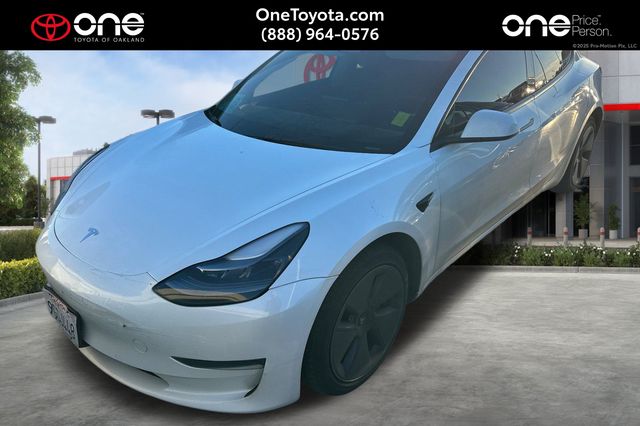 2023 Tesla Model 3 Base's photo
