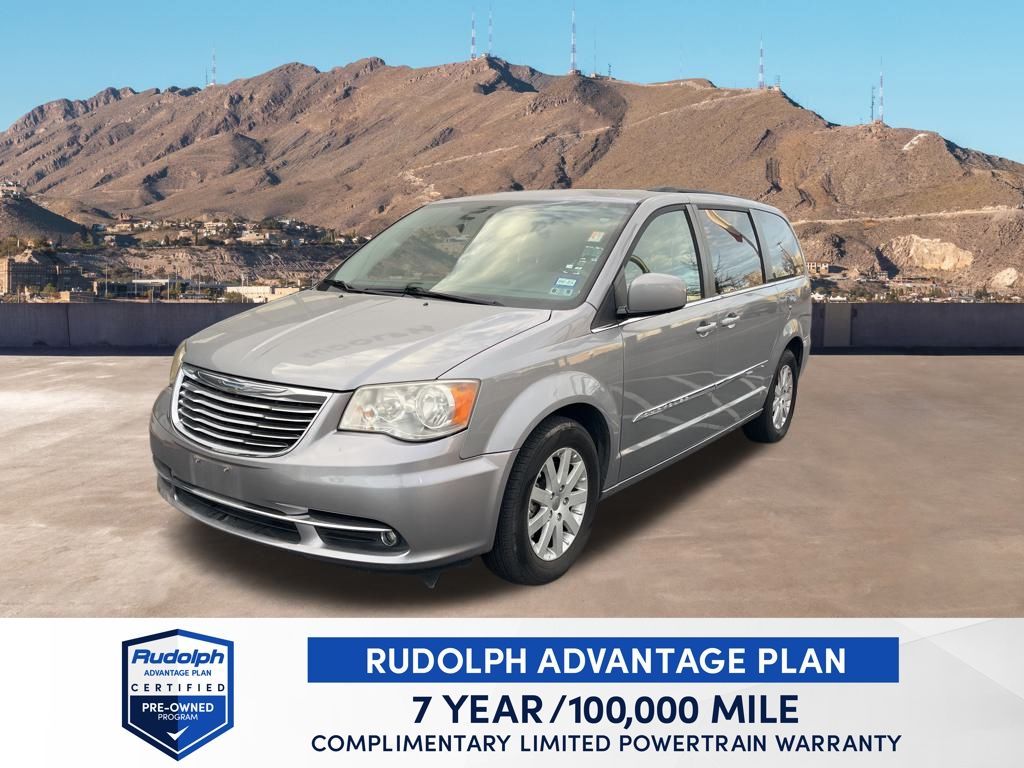 2014 Chrysler Town & Country Touring's photo