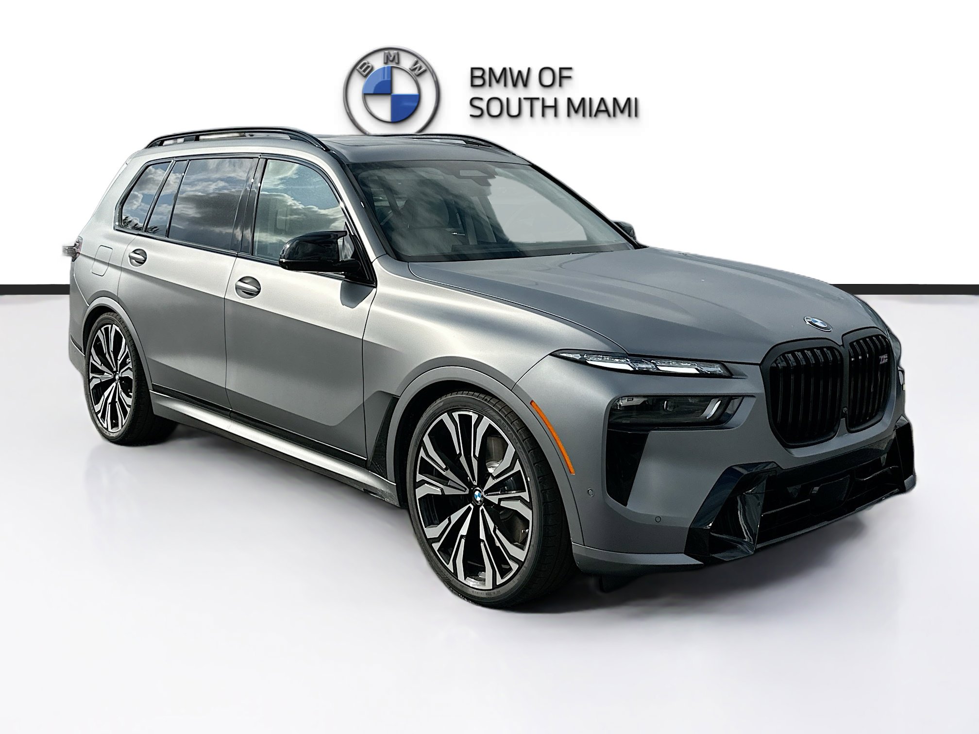 2026 BMW X7 M60i's photo