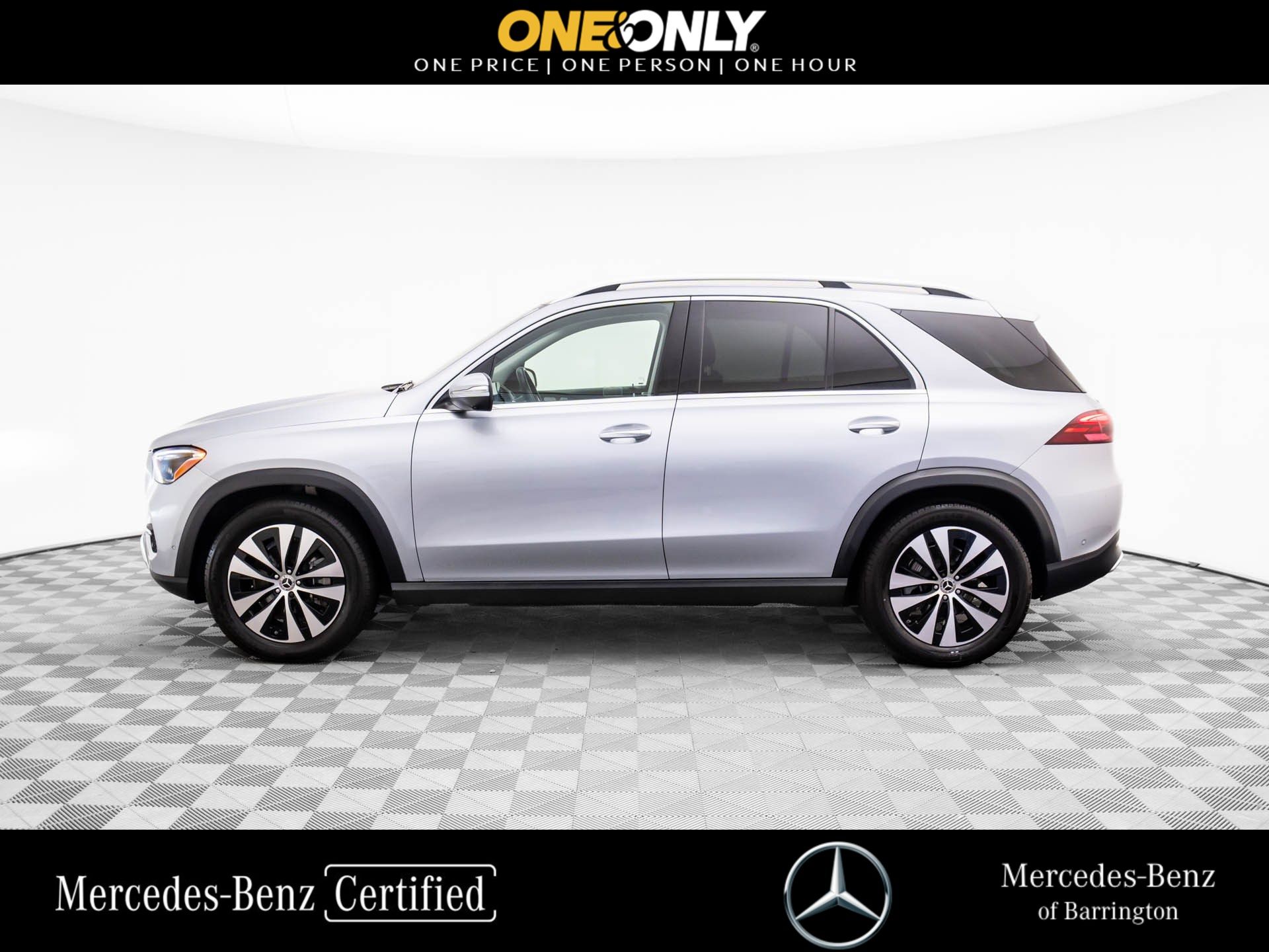 2024 Mercedes Benz GLE 350 4MATIC photo 2