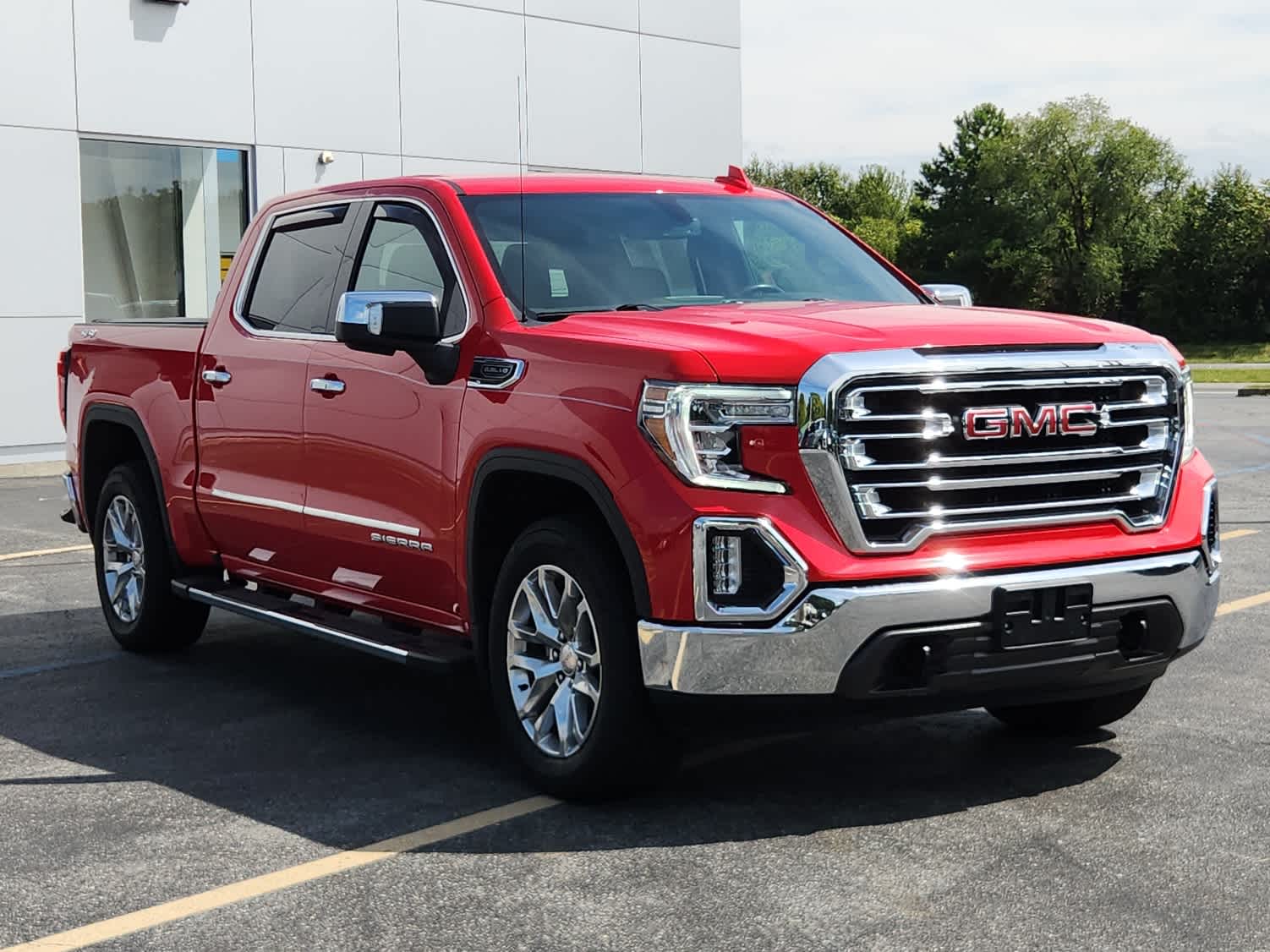 2021 Gmc Sierra 1500 SLT photo 2