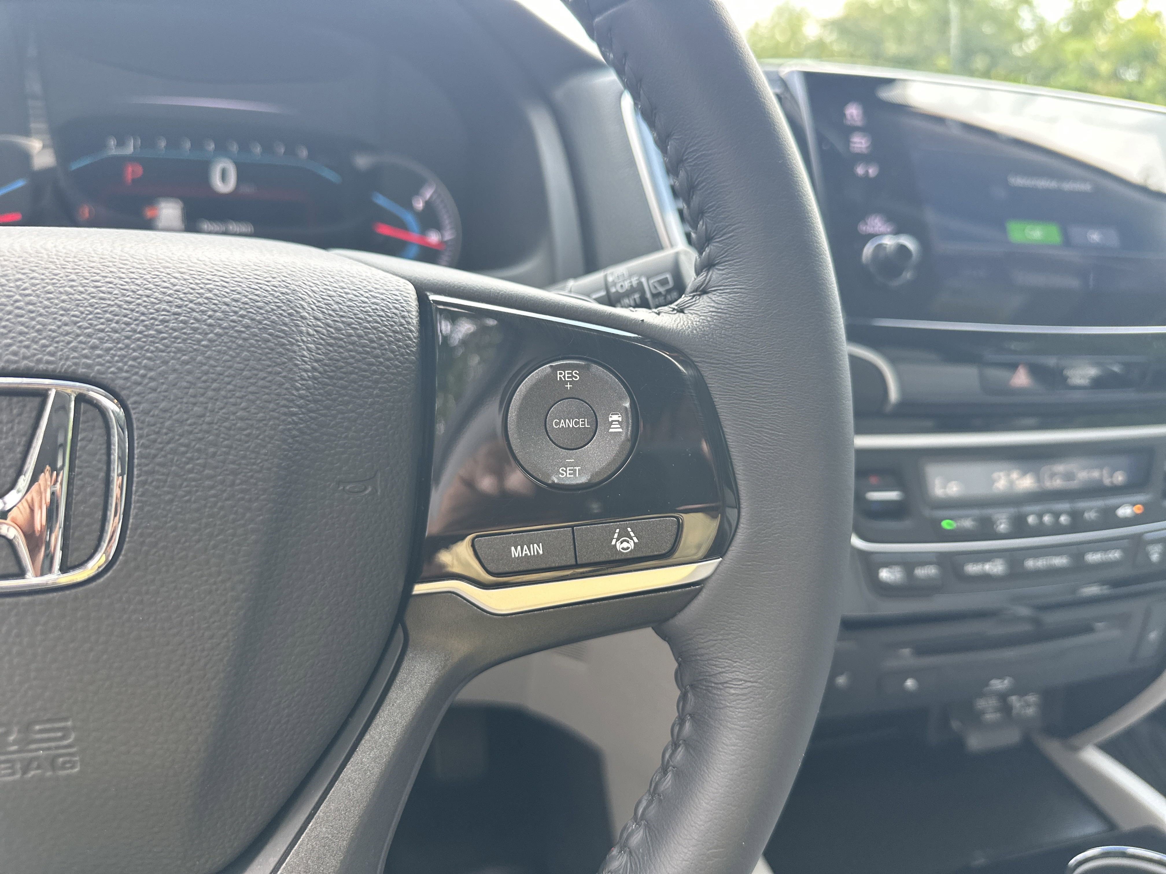 2022 Honda Pilot Touring photo 17