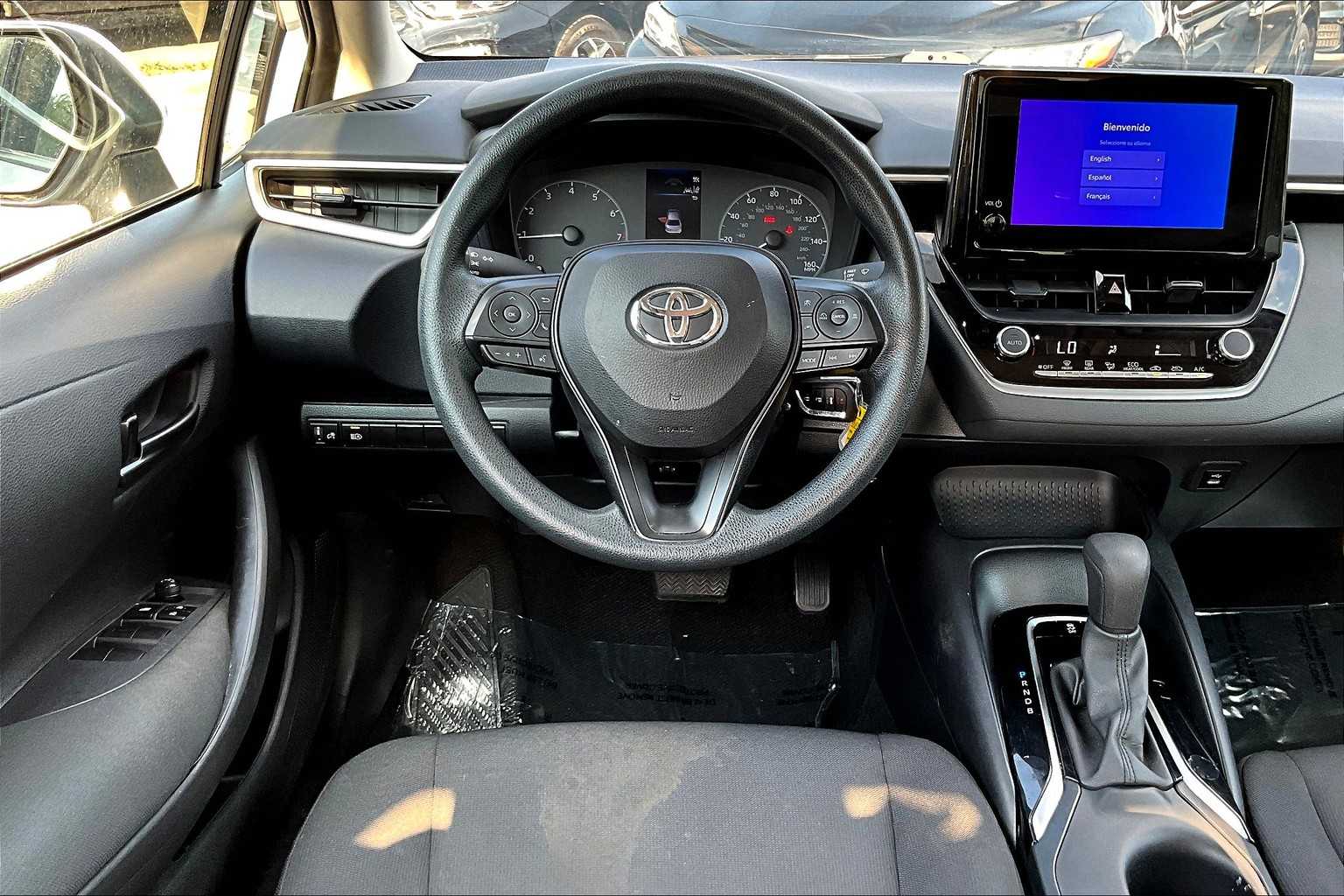 2024 Toyota Corolla LE photo 4