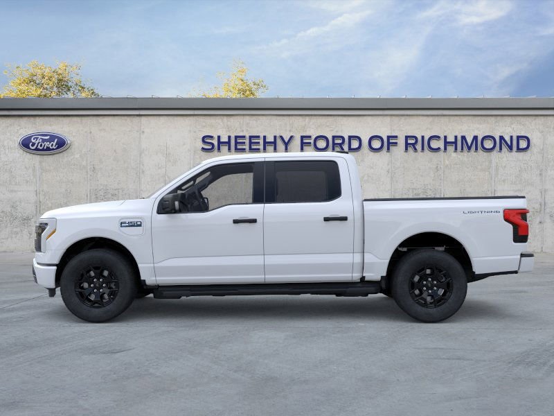 2025 Ford F-150 Lightning XLT photo 4