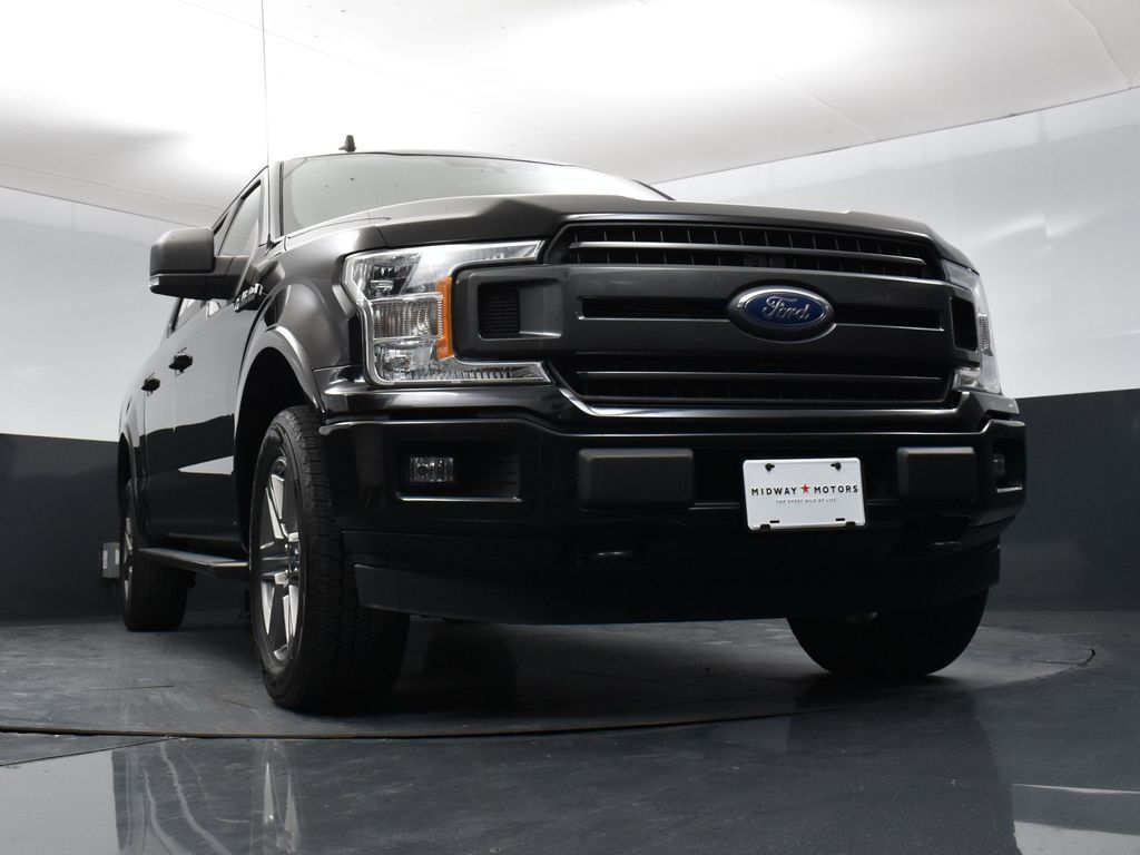 2020 Ford F-150 XLT photo 25
