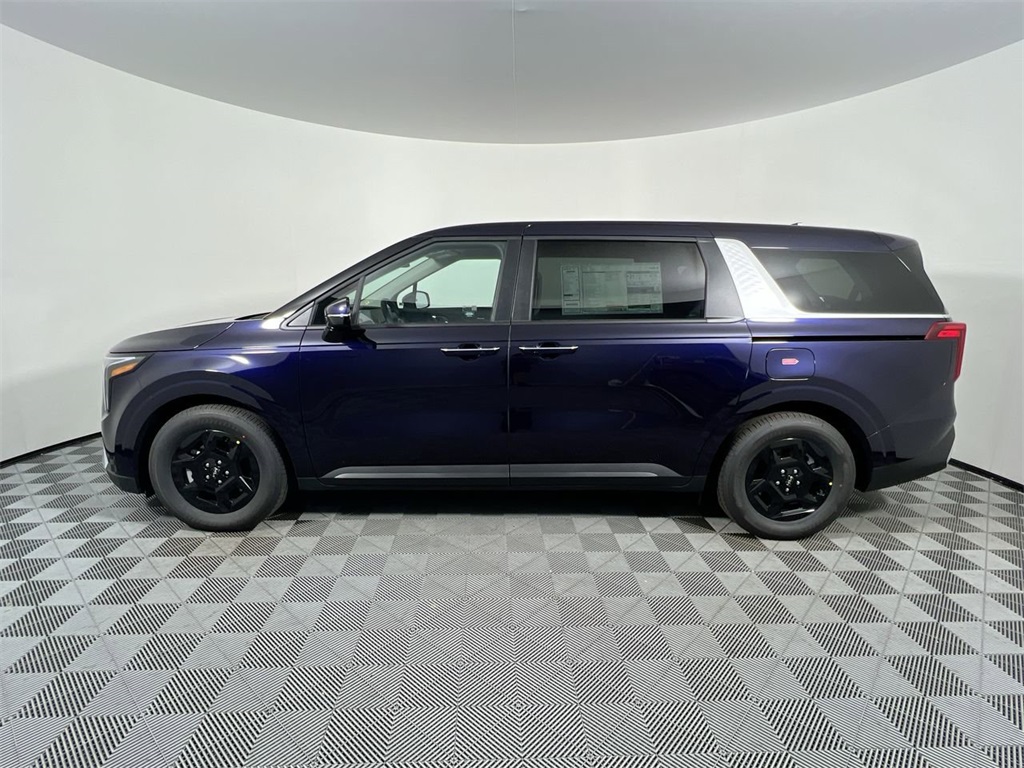 2026 Kia Carnival LX photo 4