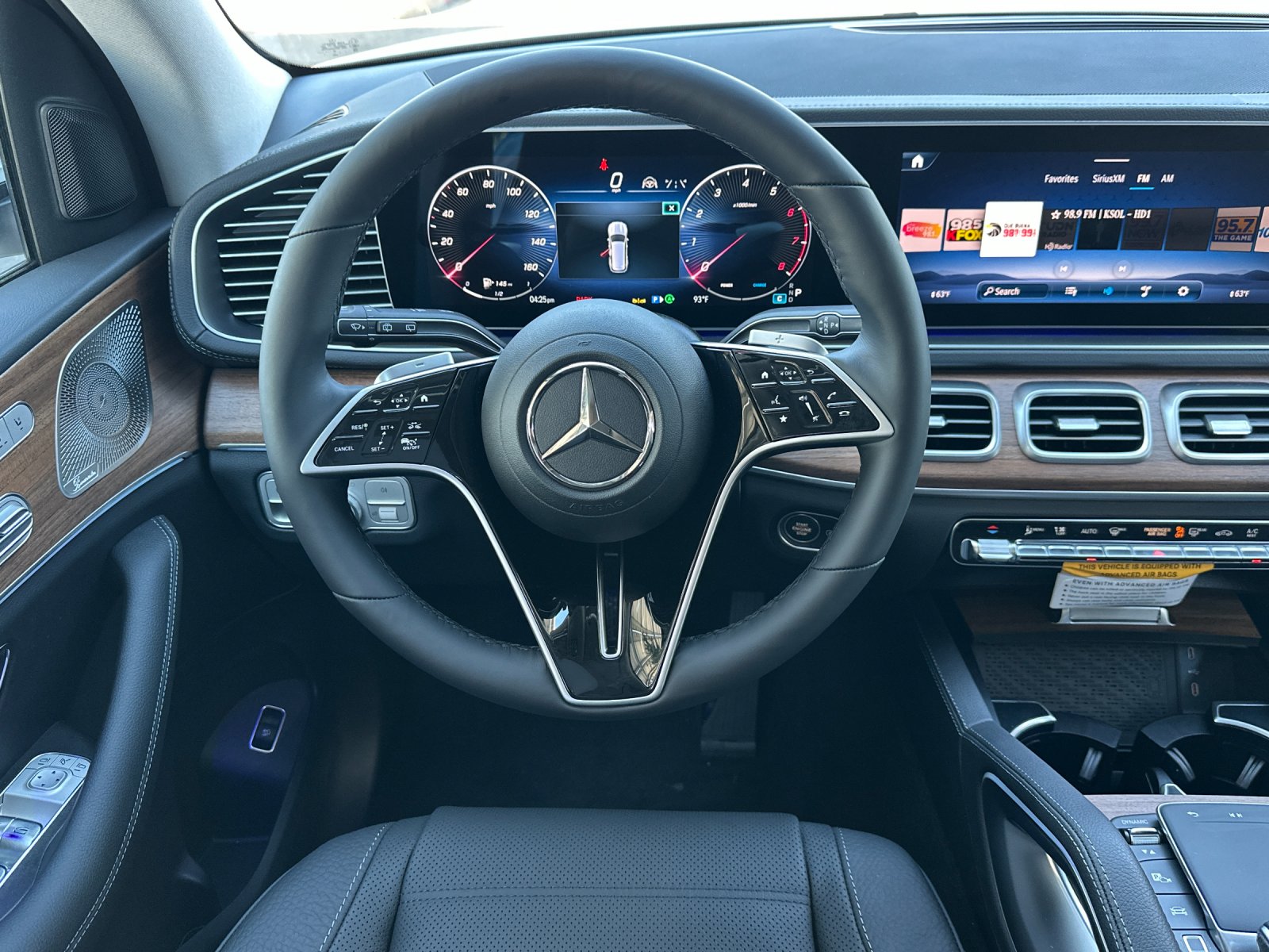 2026 Mercedes Benz GLS 450 4MATIC photo 12