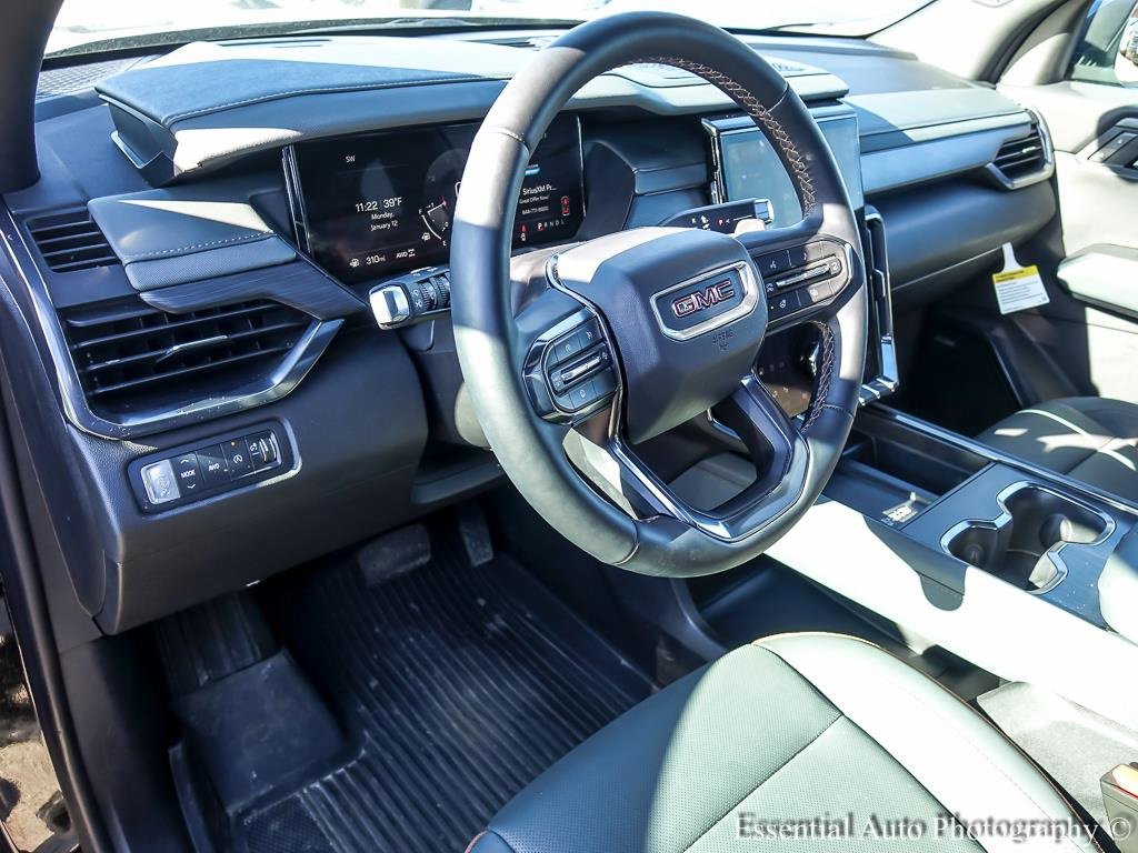 2024 GMC ACADIA - Image 9