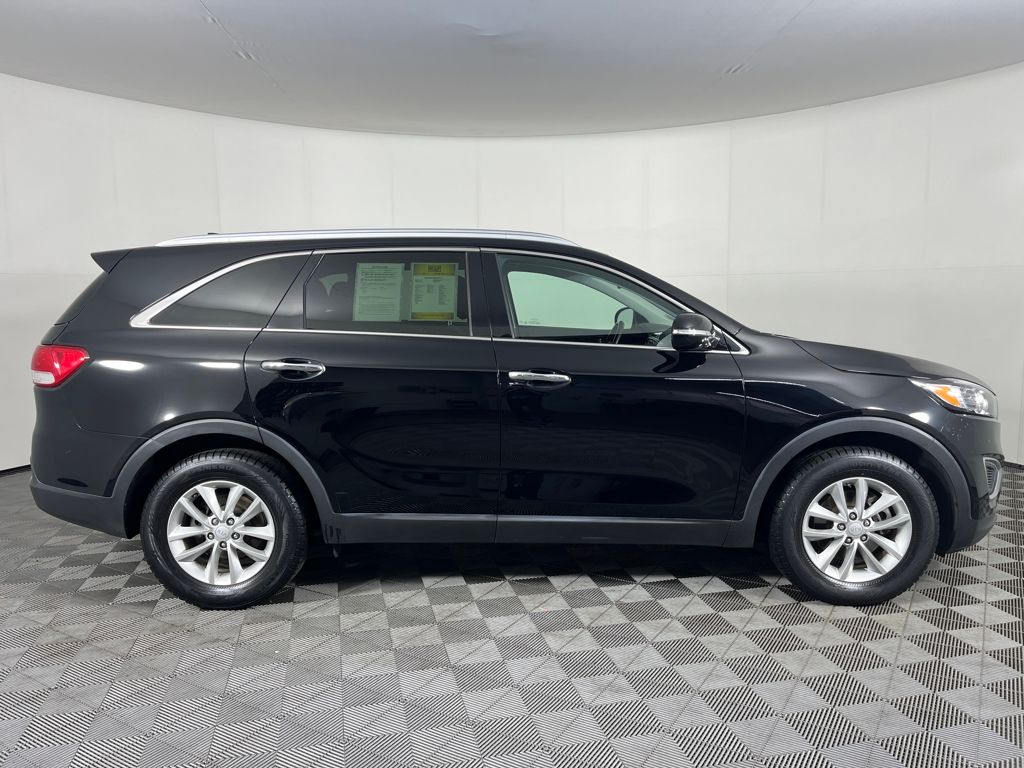 2016 Kia Sorento LX photo 4