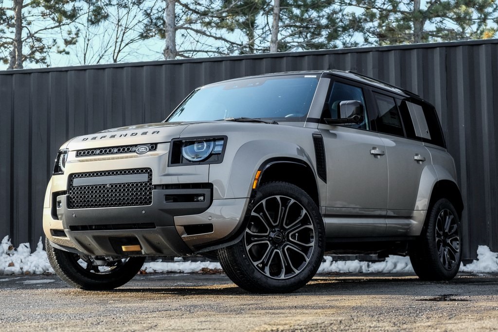 2026 Land Rover Defender OCTA's photo