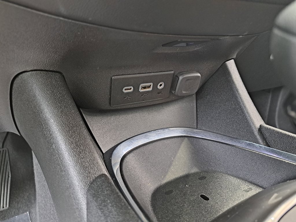 2023 Chevrolet Malibu 1LT photo 16