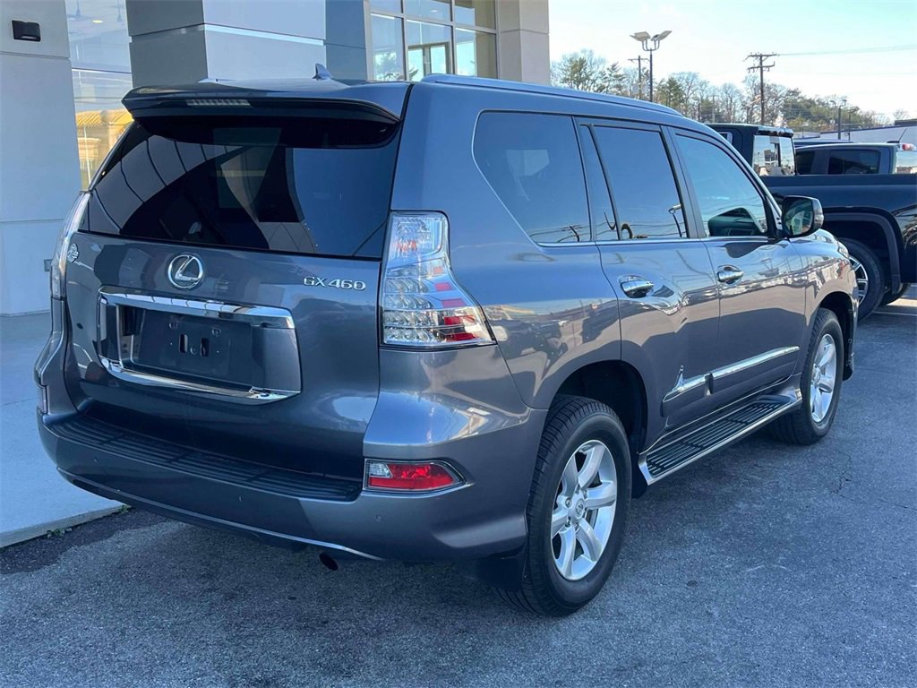 2015 Lexus GX 460 photo 3