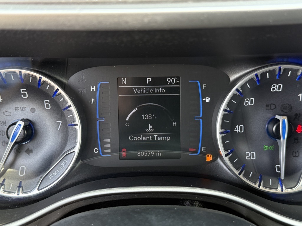 2020 Chrysler Pacifica Touring L photo 25