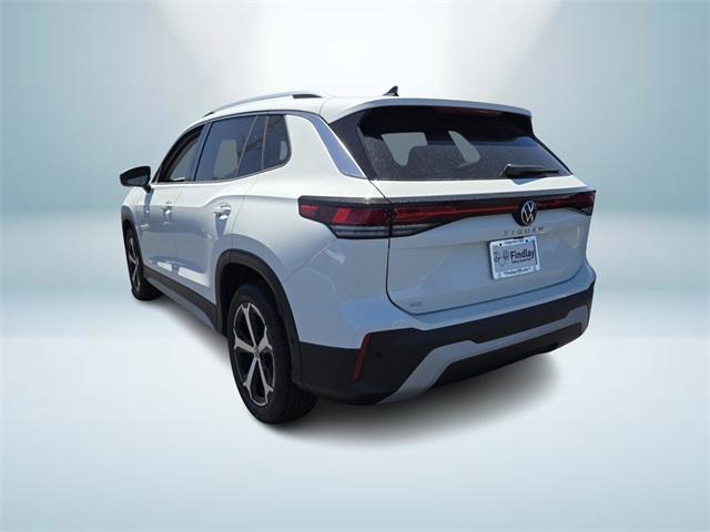 2025 Volkswagen Tiguan SE photo 2
