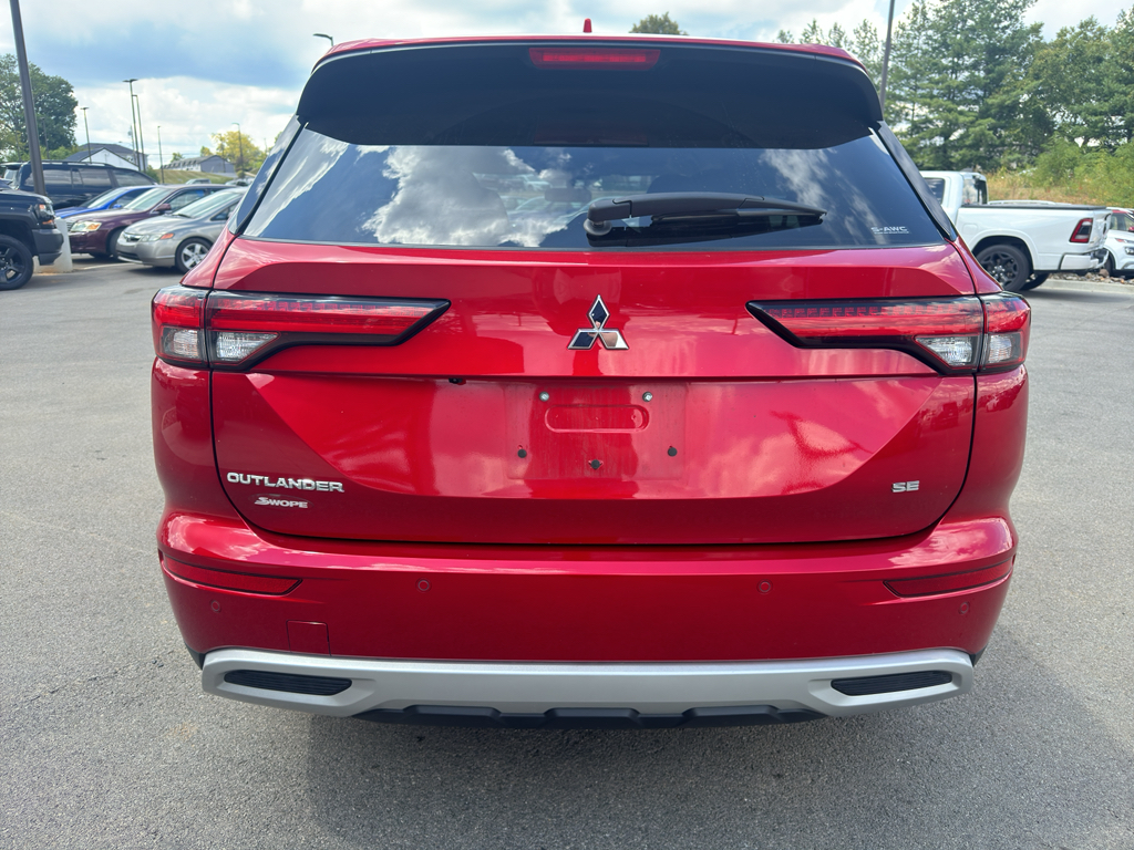 2023 Mitsubishi Outlander SE photo 4