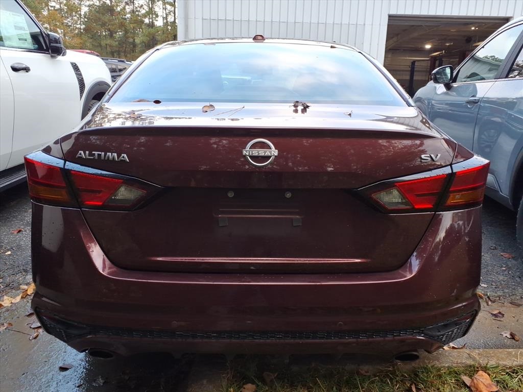 2024 Nissan Altima 2.5 SV photo 3