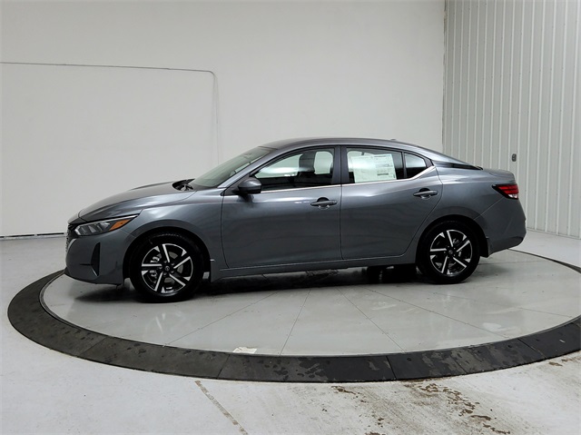 2025 Nissan Sentra SV photo 4