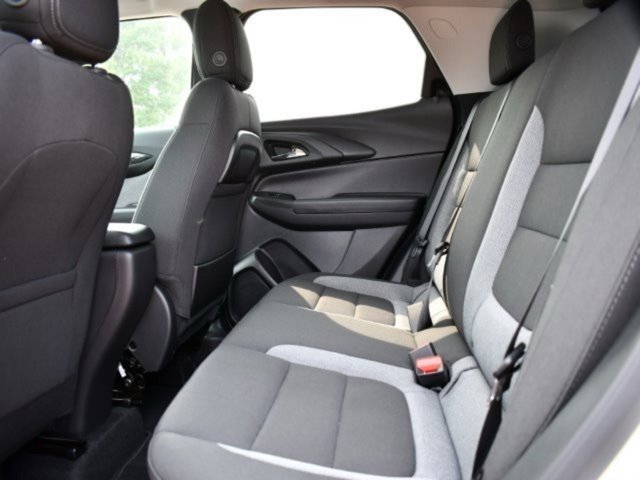 2024 Chevrolet Trailblazer LT photo 13