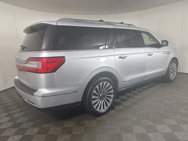 2019 Lincoln Navigator L Reserve photo 3