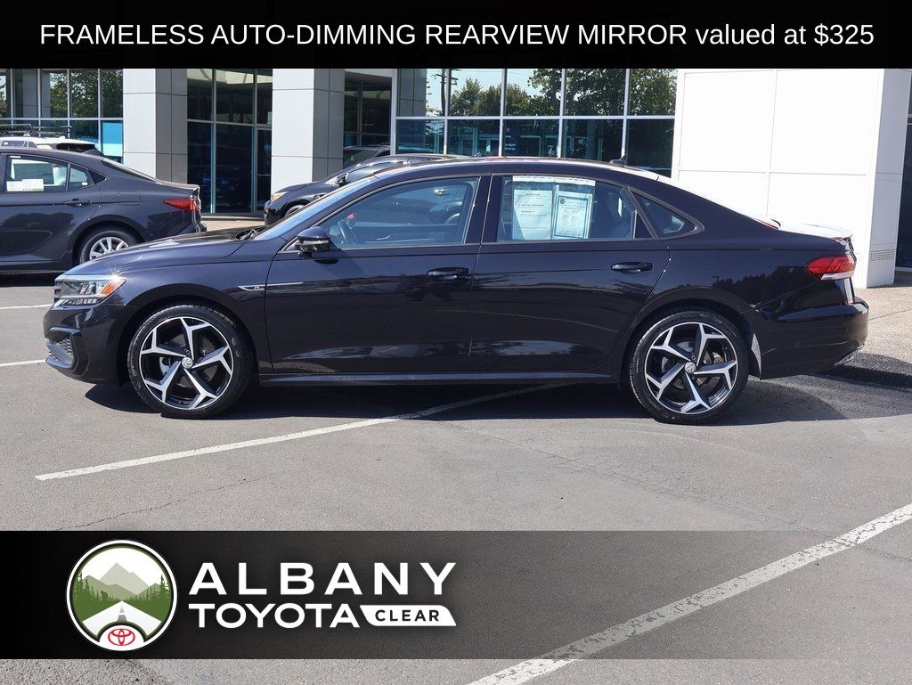 2021 Volkswagen Passat R-Line