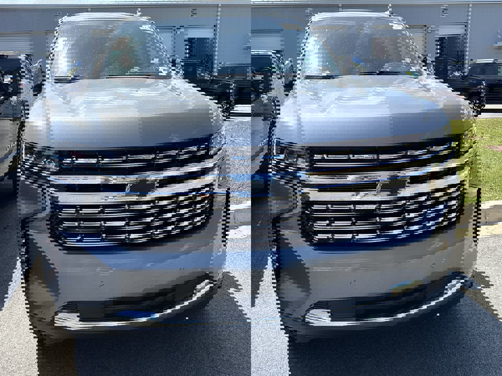 2021 Chevrolet Tahoe Premier photo 3