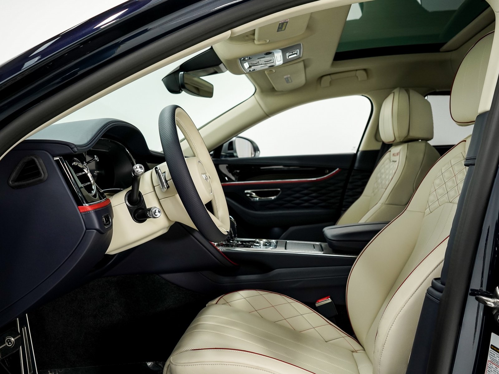 2024 Bentley Flying Spur Mulliner V8 photo 13
