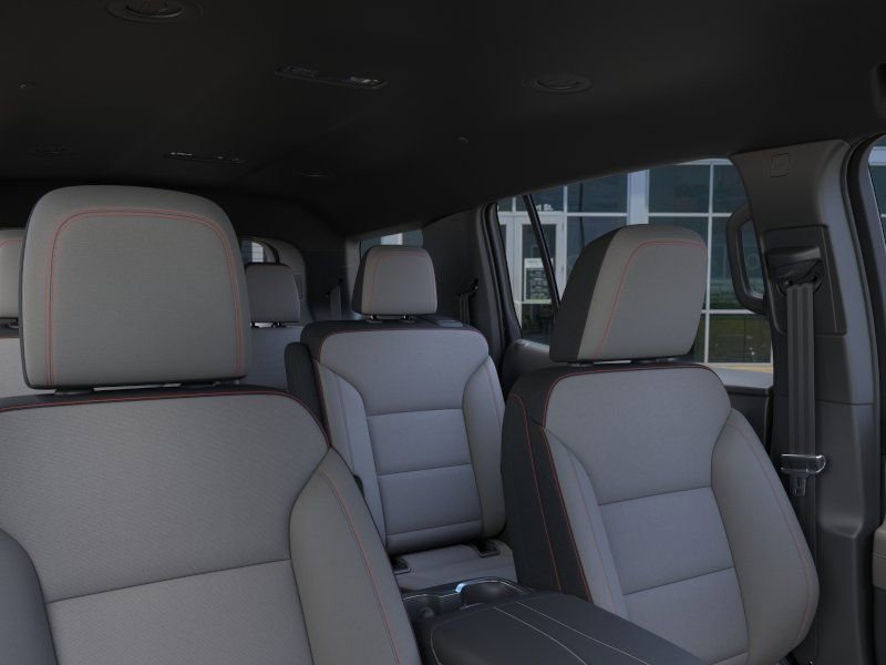 2025 Chevrolet Traverse photo 24