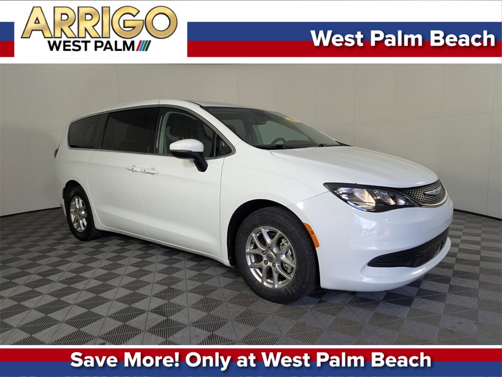 CHRYSLER VOYAGER LX's photo