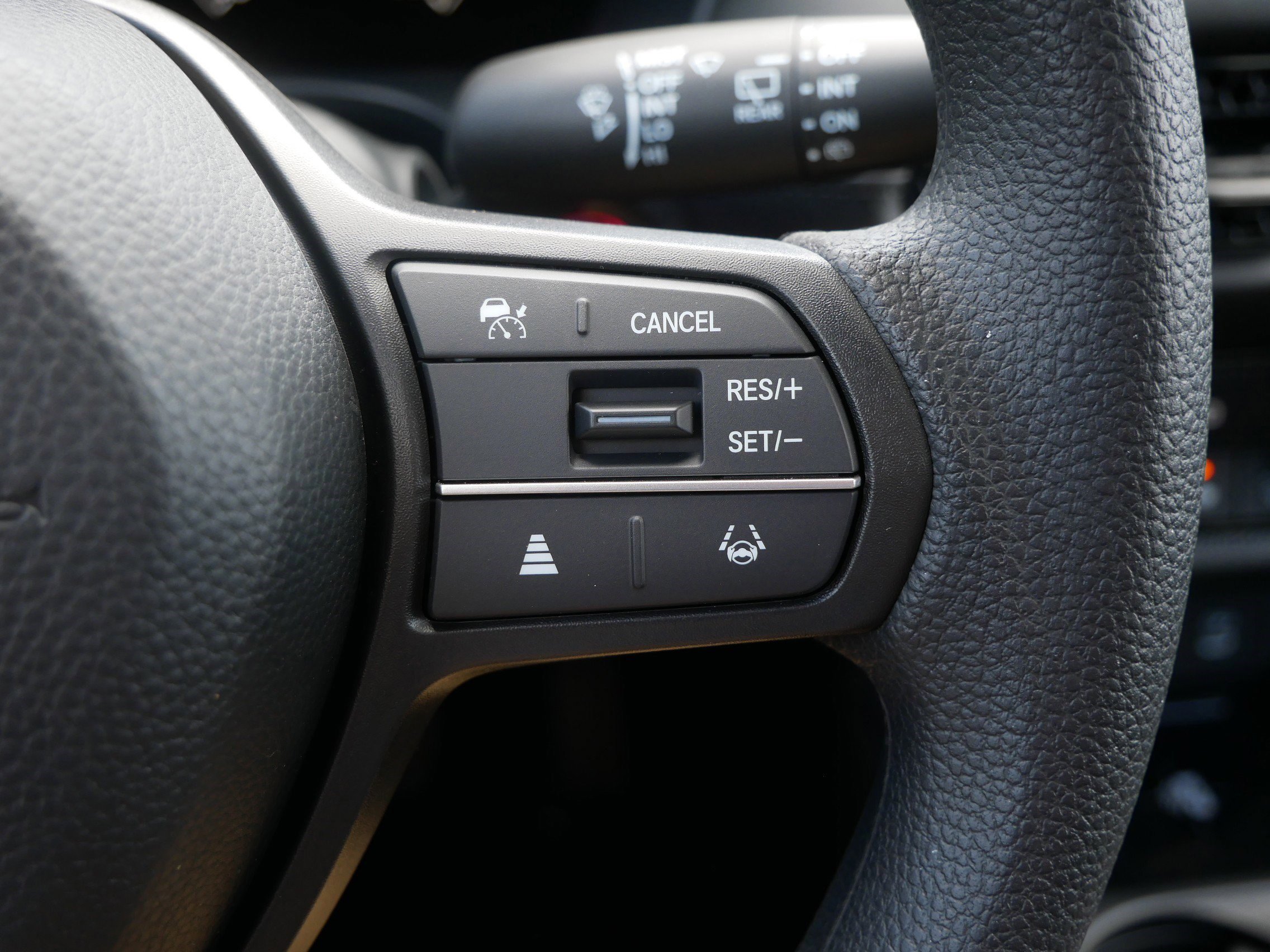 2026 Honda HR-V LX photo 21